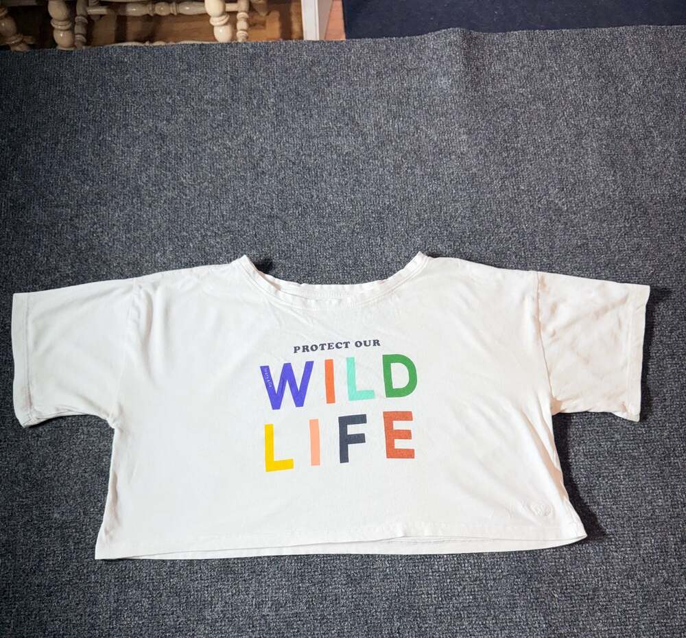 Ivory Ella Protect Our Wildlife Organic Cotton Cropped T-Shirt Size M